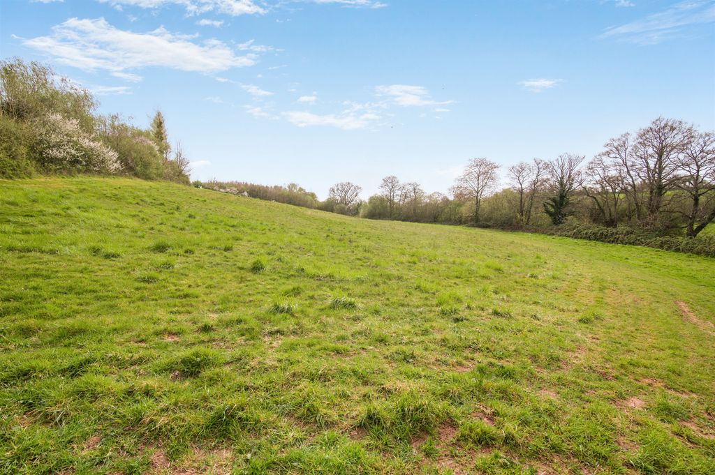 Additional image 2 of 8 bed bungalow for saleLlandenny, Usk, Monmouthshire NP15