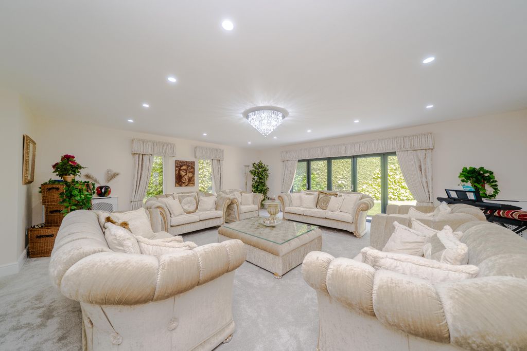 Additional image 15 of 6 bed detached house for saleBarlows Road, Edgbaston B15