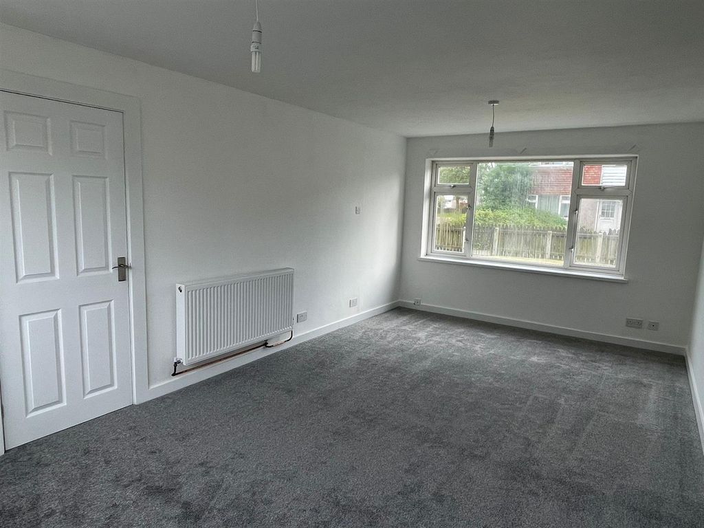 Additional image 6 of 3 bed terraced house to rentBader Close, Grimsby DN37