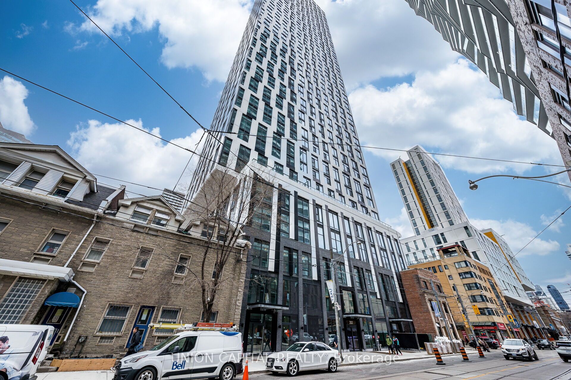 5511-252 Church Street, Toronto, ON, M5B 0E6