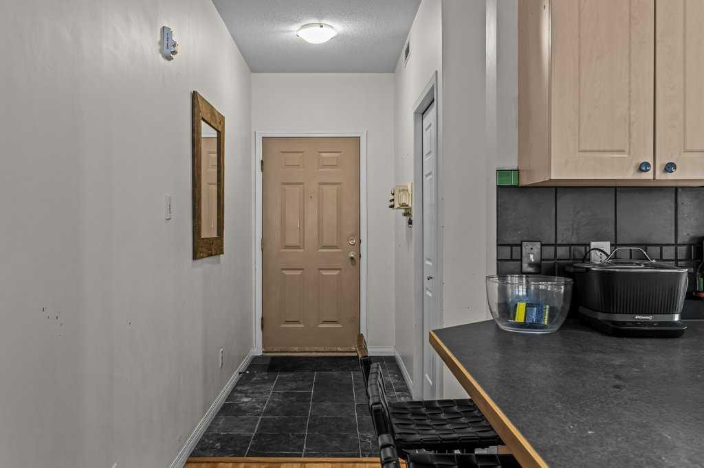 Additional image 6 of 211-176 Kananaskis Way, Canmore, AB, T1W 3E4