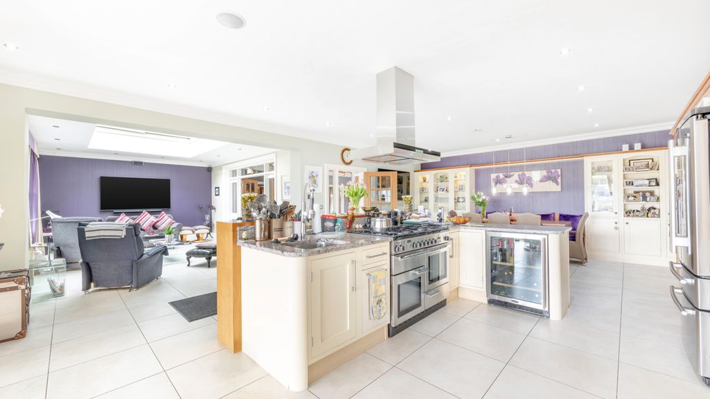 Additional image 11 of 7 bed detached house for saleCronk Breck, Bernahara Road, Andreas IM7
