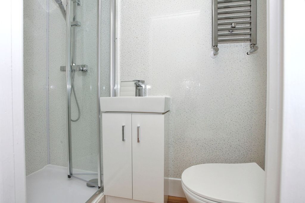 Additional image 7 of 5 bed semi-detached house to rentBathurst, Peterborough PE2