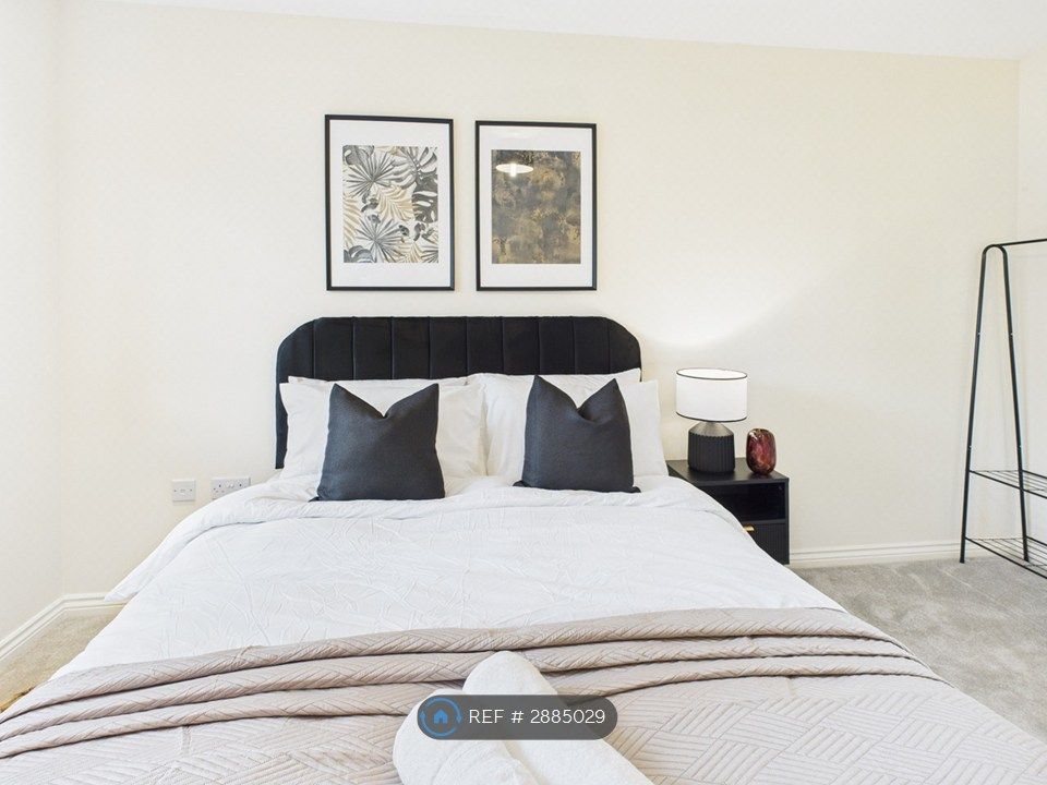 Additional image 13 of 2 bed flat to rentCorinne Court, Cheltenham GL51