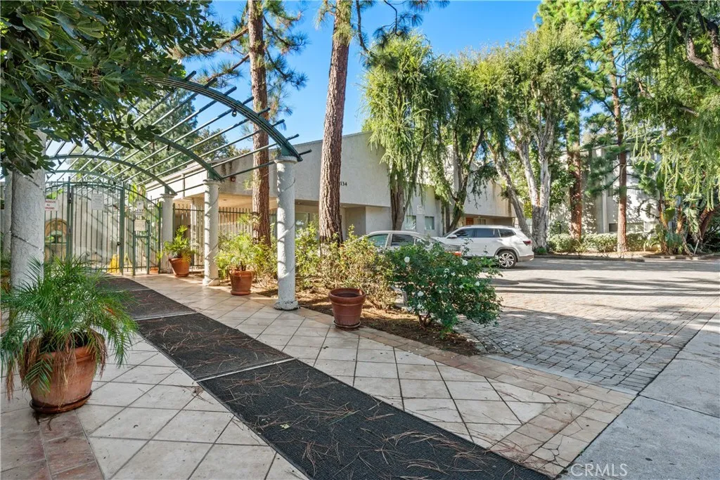 Additional image 50 of 20134 Leadwell St Unit 126, Winnetka, CA 91306