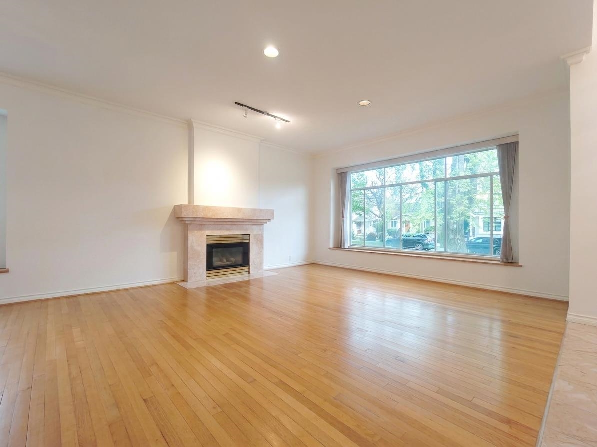 Additional image 4 of 123 45th Avenue E, Vancouver, BC, V5W 1W8