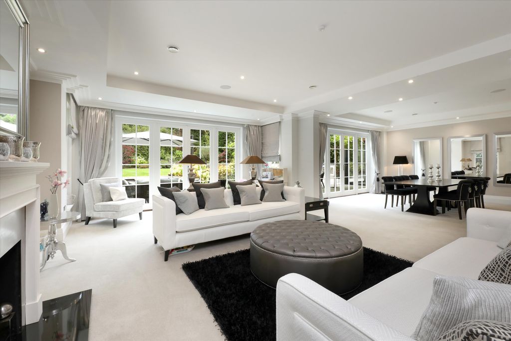Additional image 7 of 8 bed detached house for saleMonks Close, Ascot, Berkshire SL5