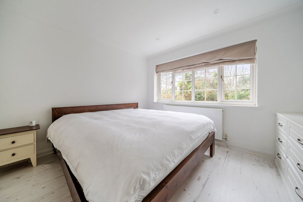 Additional image 5 of 5 bed detached house to rentDrummond Close, Haywards Heath RH16