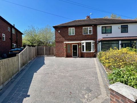 Shandon Avenue, Northenden M22