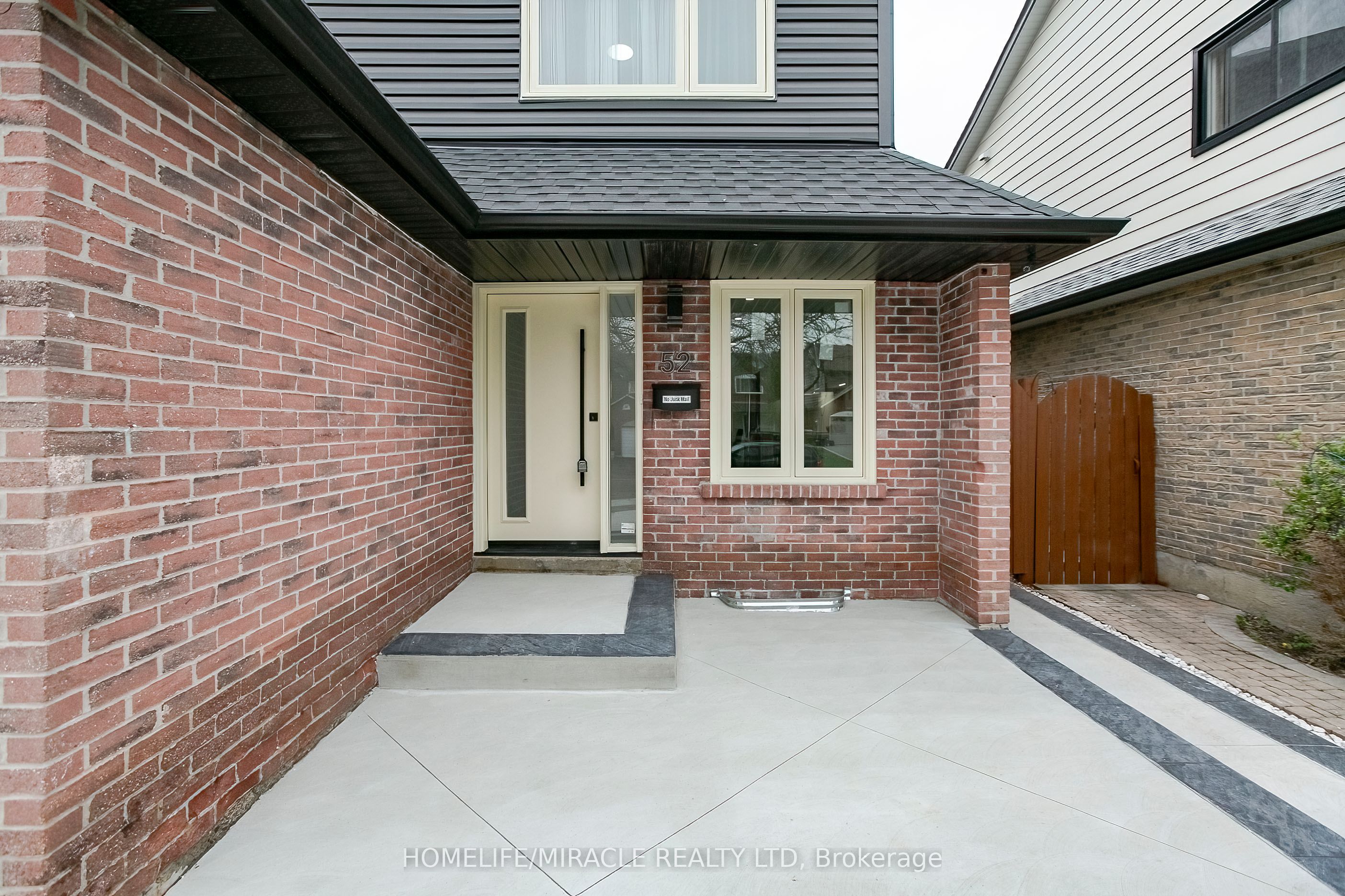 52 Foxacre Row, Brampton, ON, L6V 3P5 photo 3