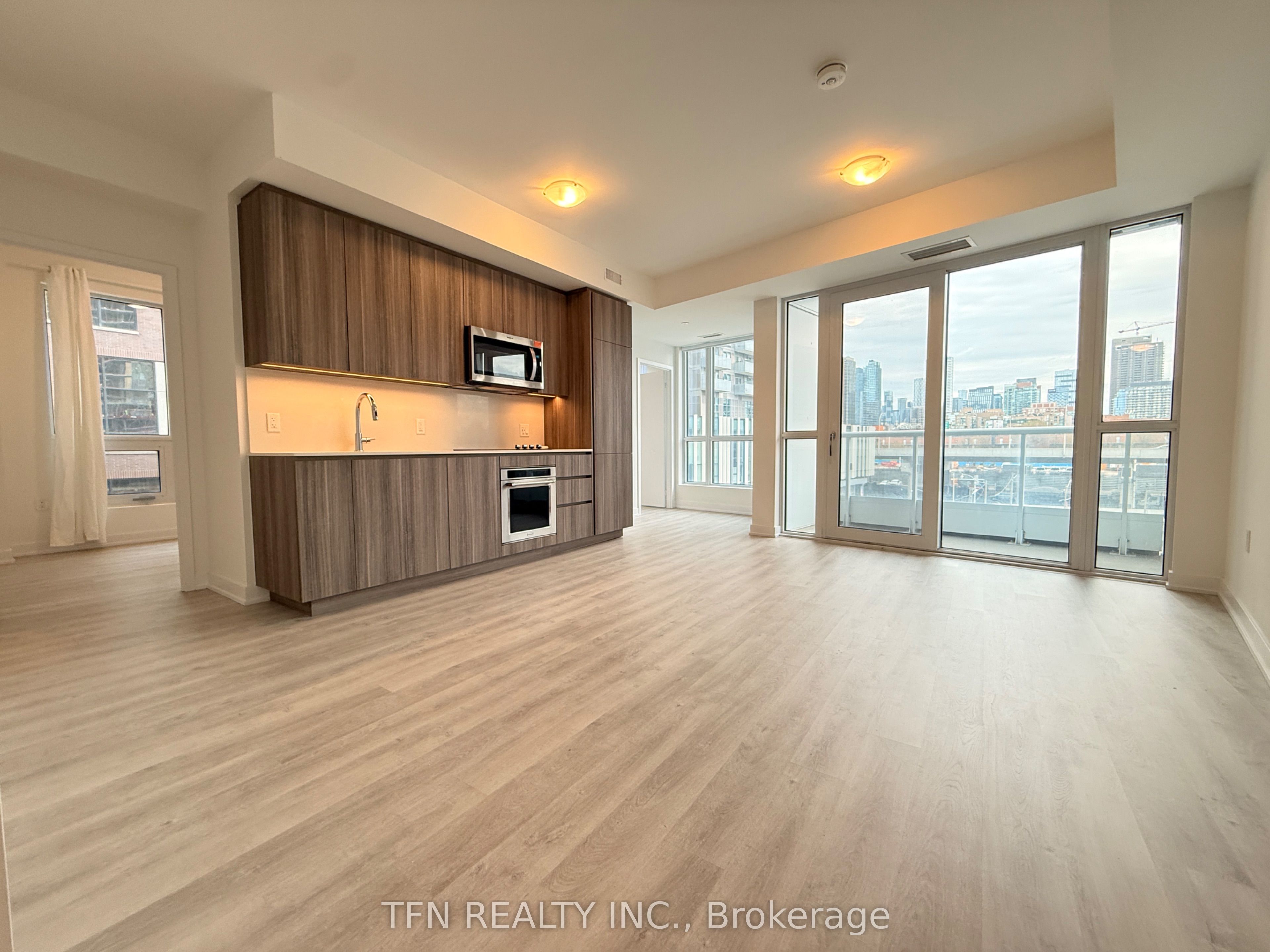 432-15 Richardson Street, Toronto, ON, M5A 0Y5