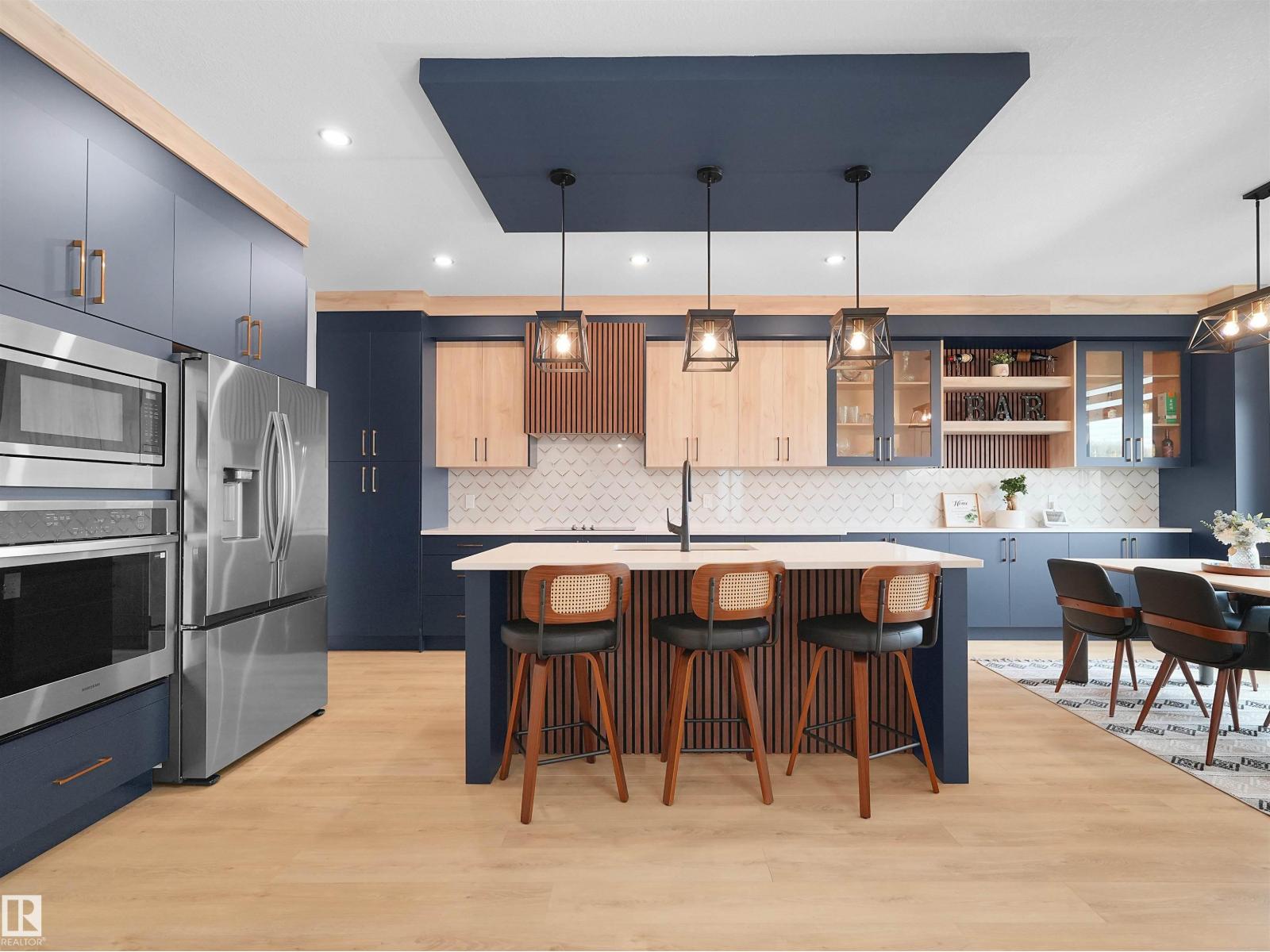 22803 80 Avenue NW, Edmonton, AB, T5T7X8