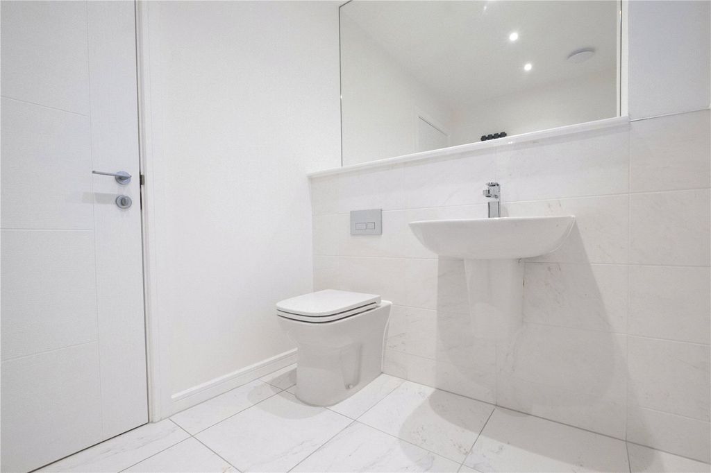 Additional image 9 of 4 bed terraced house for saleMadeira Street, Greenock PA16