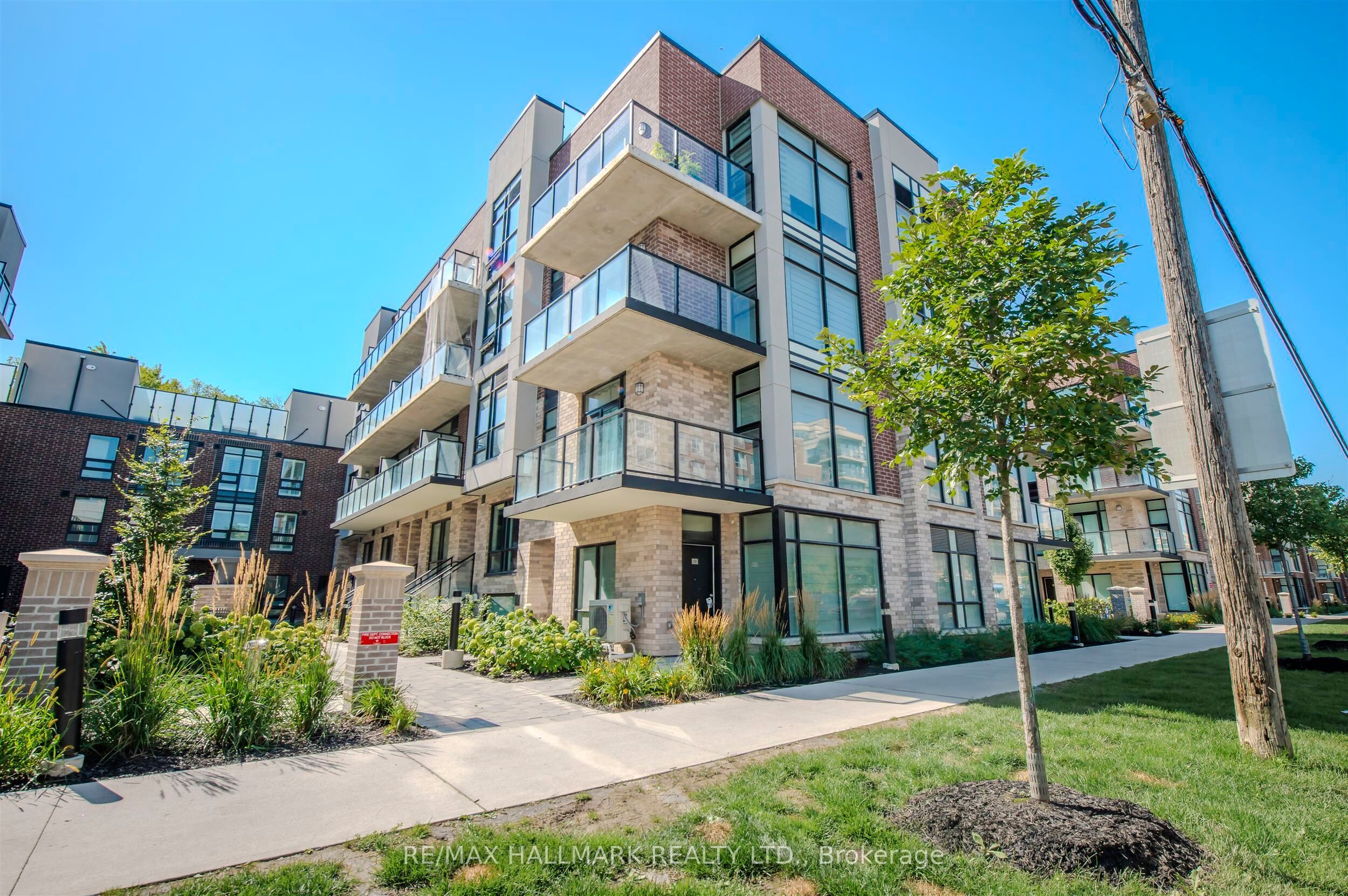 2nd floor-35-851 Sheppard Avenue W, Toronto, ON, M3H 0E8