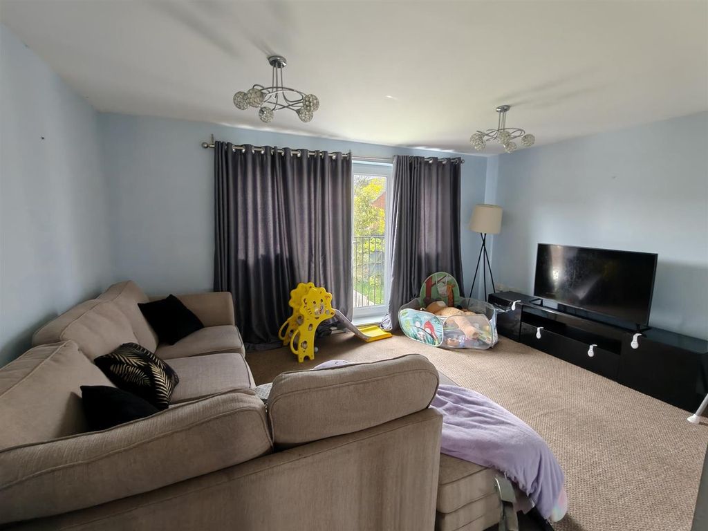 Additional image 3 of 4 bed terraced house to rentMolyneux Square, Hampton Vale, Peterborough PE7