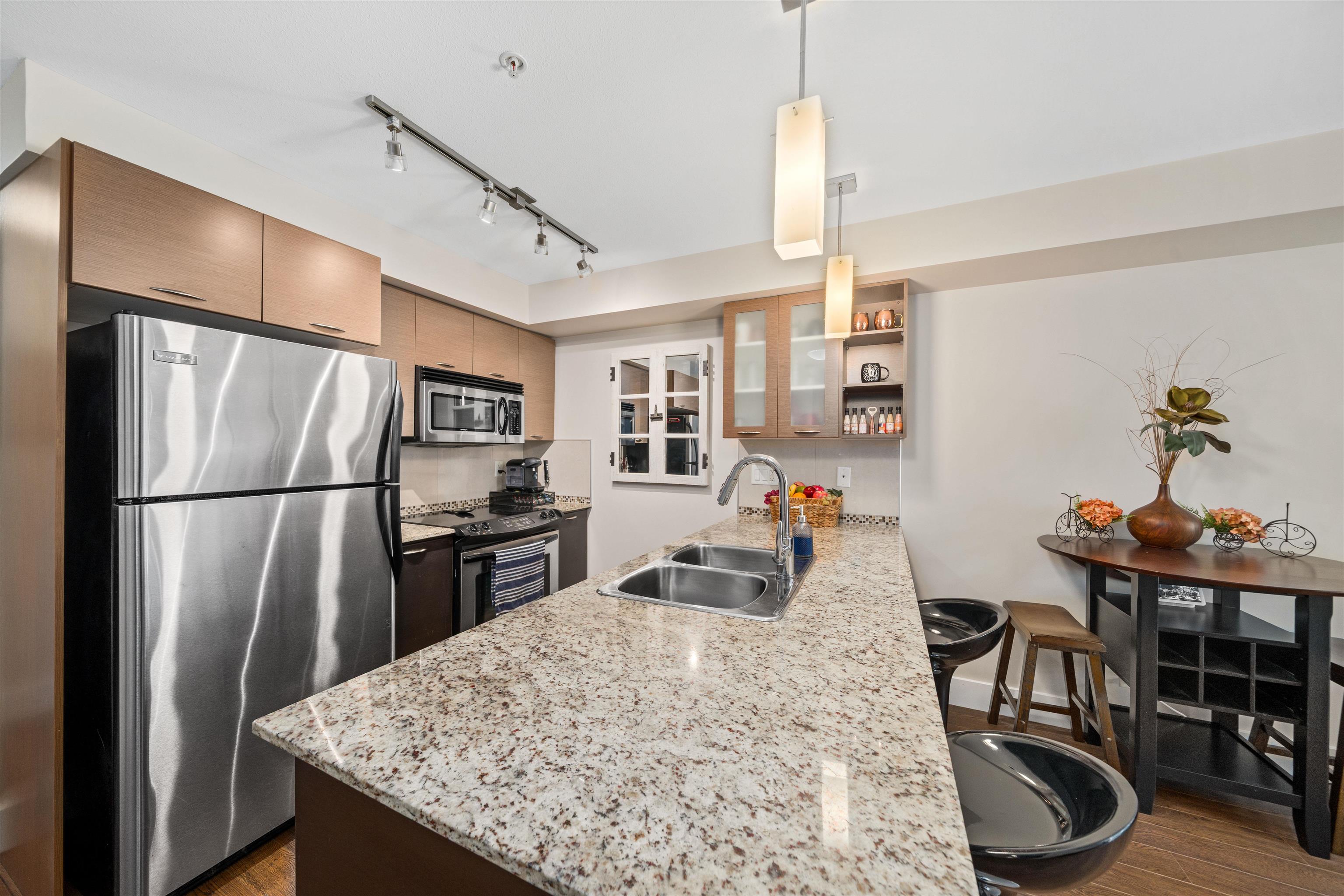 Additional image 4 of 327-2233 Mckenzie Road, Abbotsford, BC, V2S 4A1