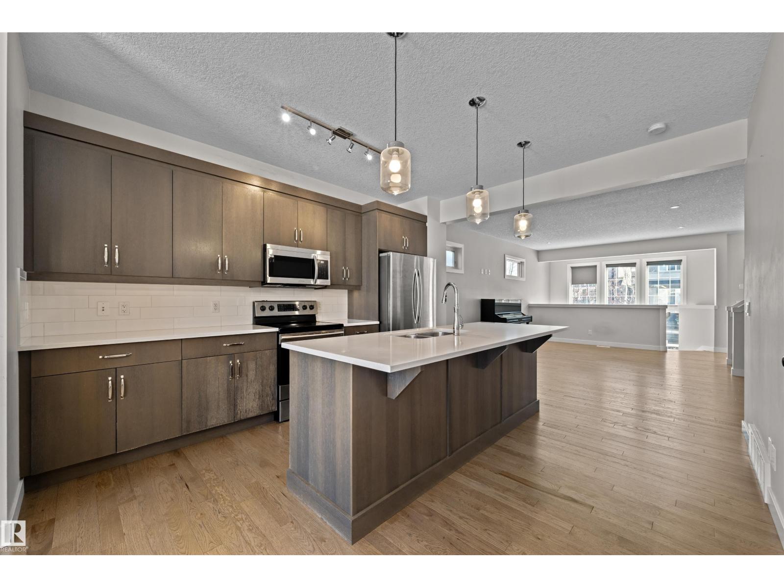 Additional image 2 of 6906 Cardinal Wynd SW, Edmonton, AB, T6W2Y4