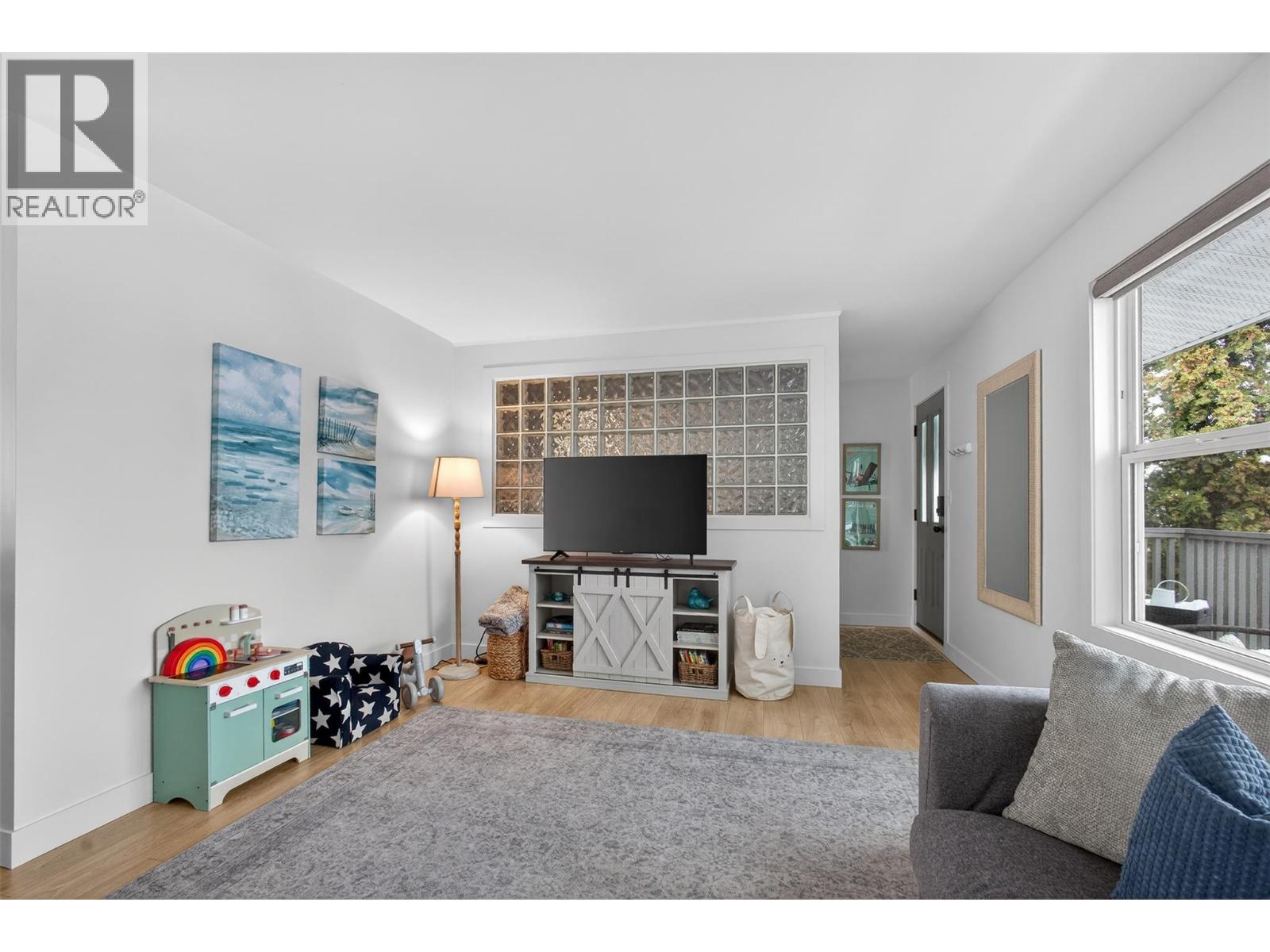 Additional image 5 of 2490 Sexsmith Road, Kelowna, BC, V1V2E9