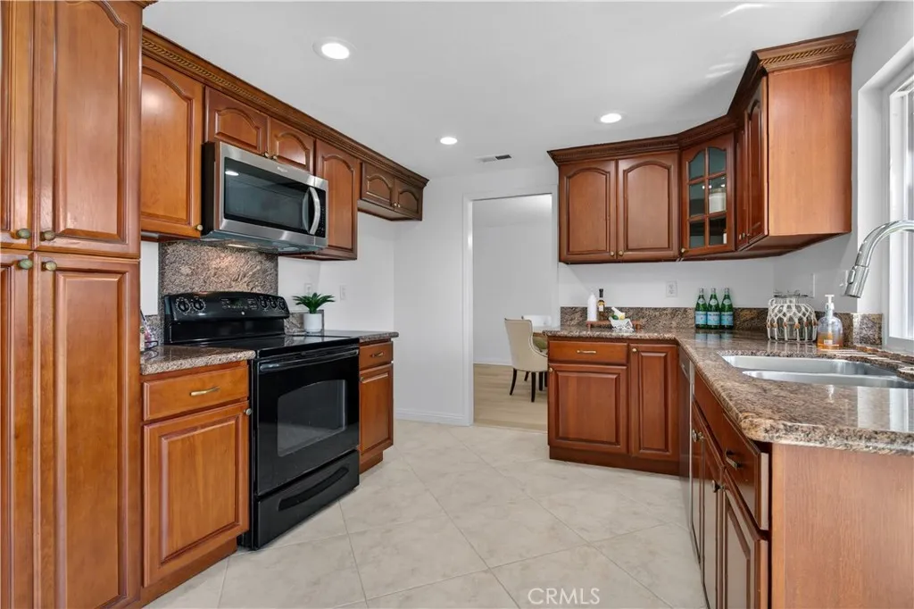 Additional image 13 of 11244 Snowdrop Ave, Fountain Valley, CA 92708