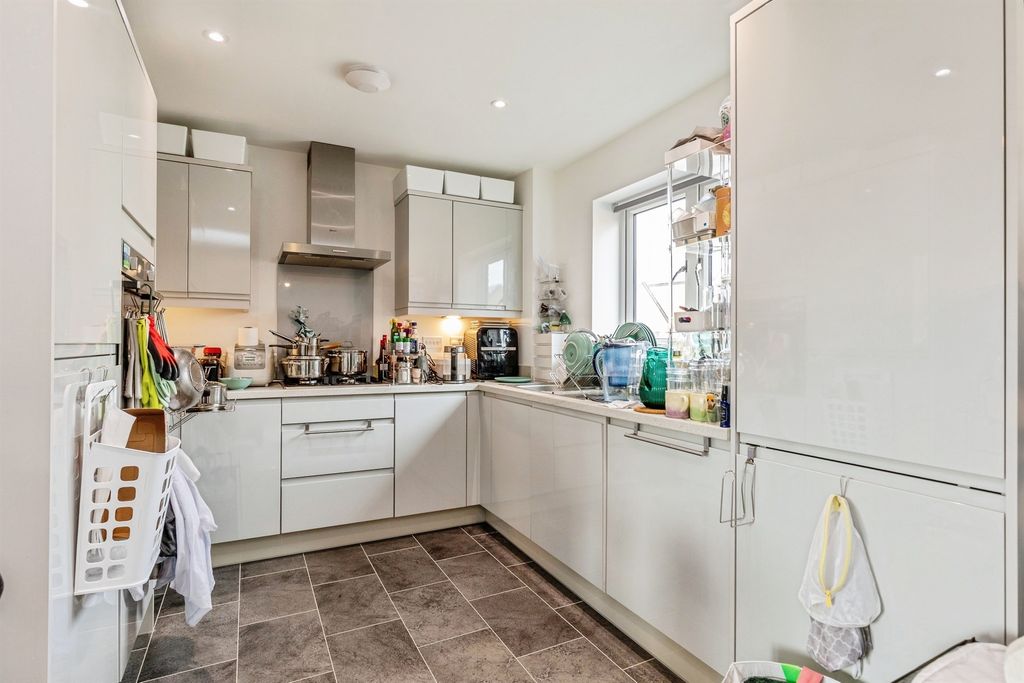 Additional image 4 of 2 bed flat for saleAspen Drive, Bristol BS10