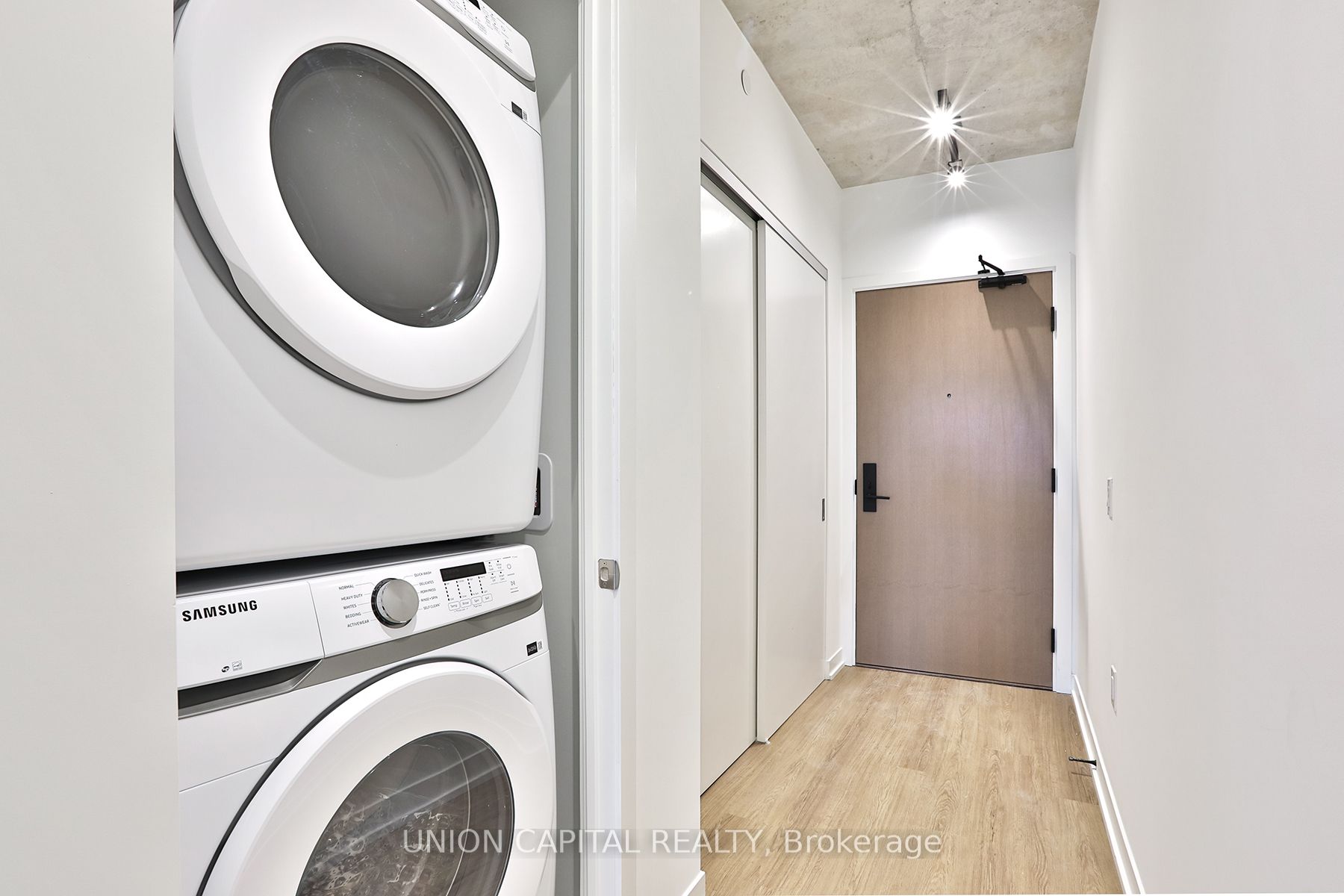 Additional image 5 of 402-195 Mccaul Street, Toronto, ON, M5T 1W6
