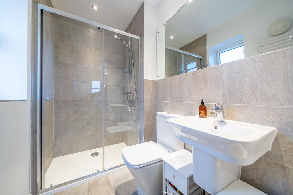 Additional image 11 of 4 bed detached house for saleAlbertine Gardens, Edwalton, Nottingham NG12