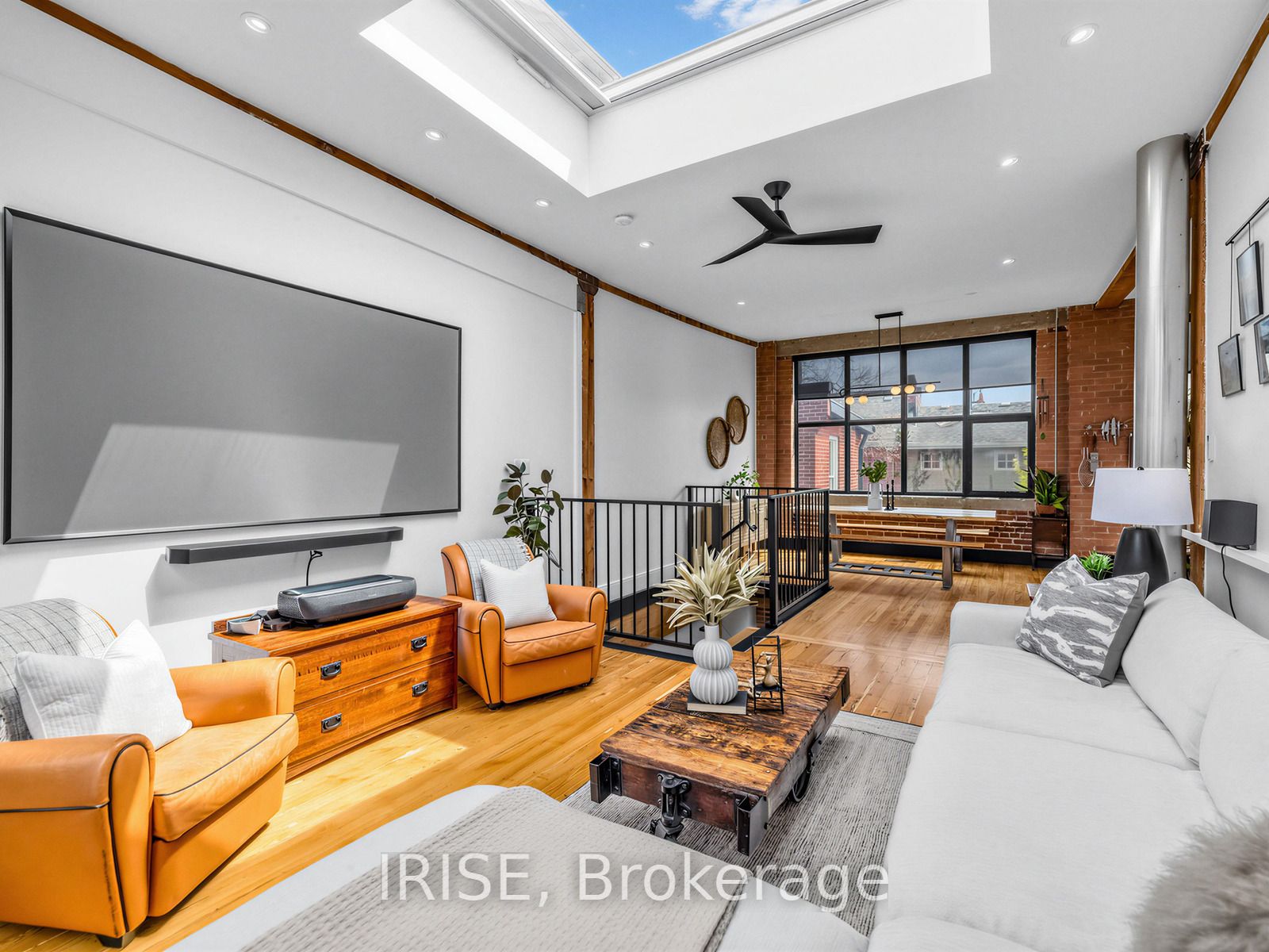 3-200 Clinton Street, Toronto, ON, M6G 2Y5