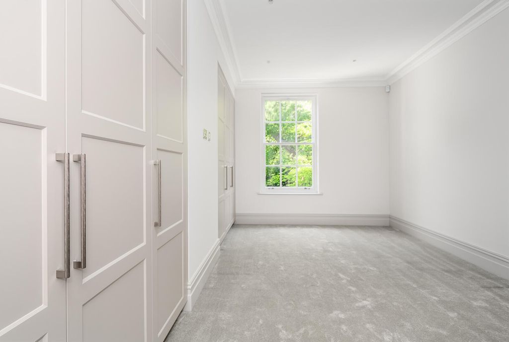 Additional image 6 of 2 bed flat to rentLondon Road, Sunningdale SL5