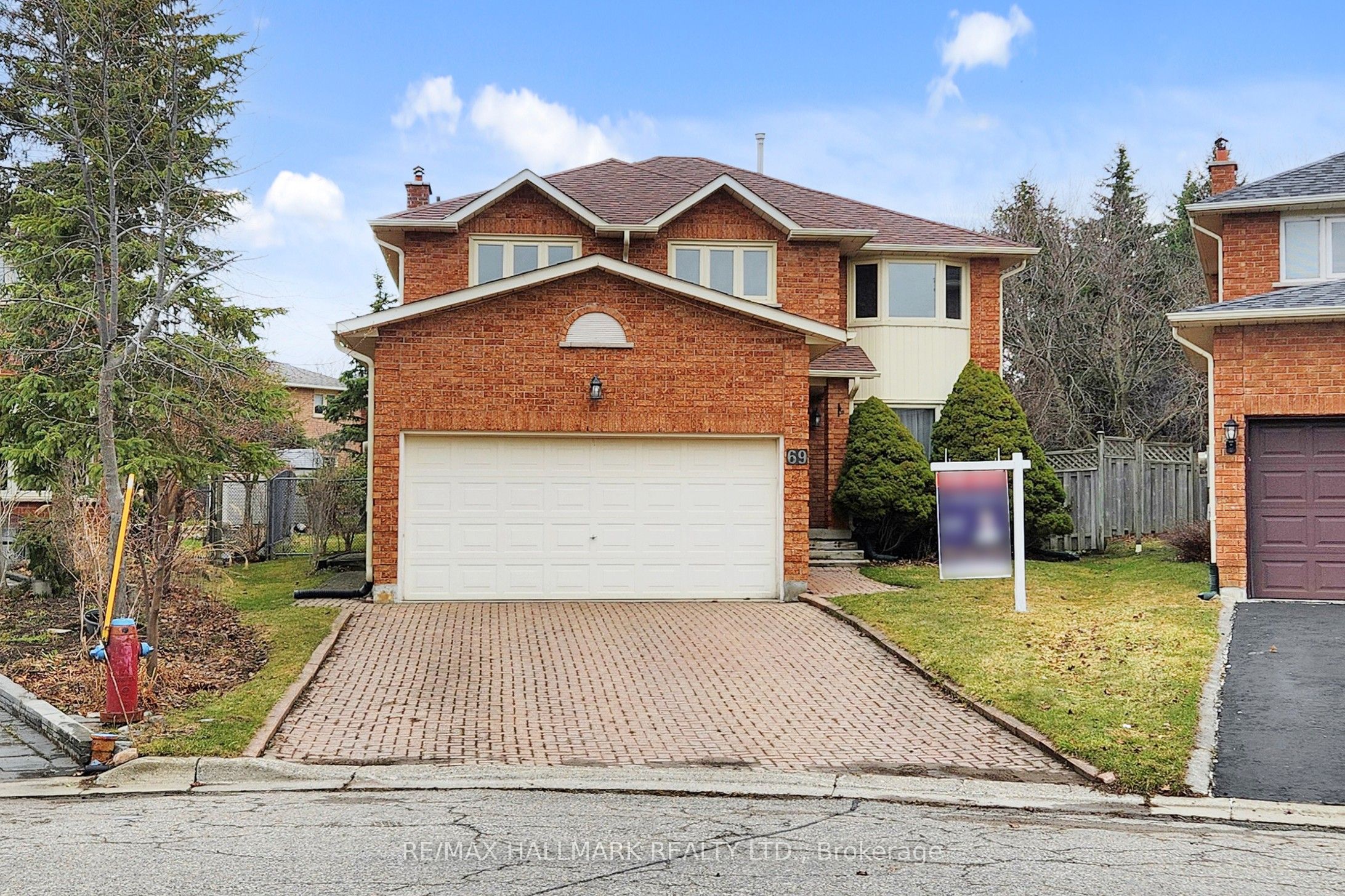 Additional image 2 of 69 Dunbarton Court, Richmond Hill, ON, L4C 8E9