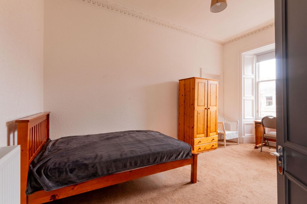 Additional image 8 of 7 bed flat to rentMarchmont Road, Edinburgh EH9