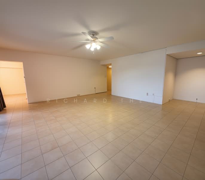 4 Cairnhill Rise photo 2