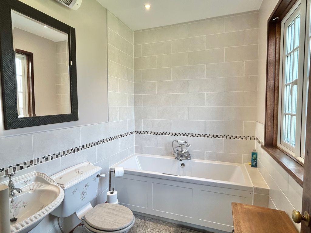 Additional image 14 of 4 bed detached house to rentWoodbury, Exeter, Devon EX5