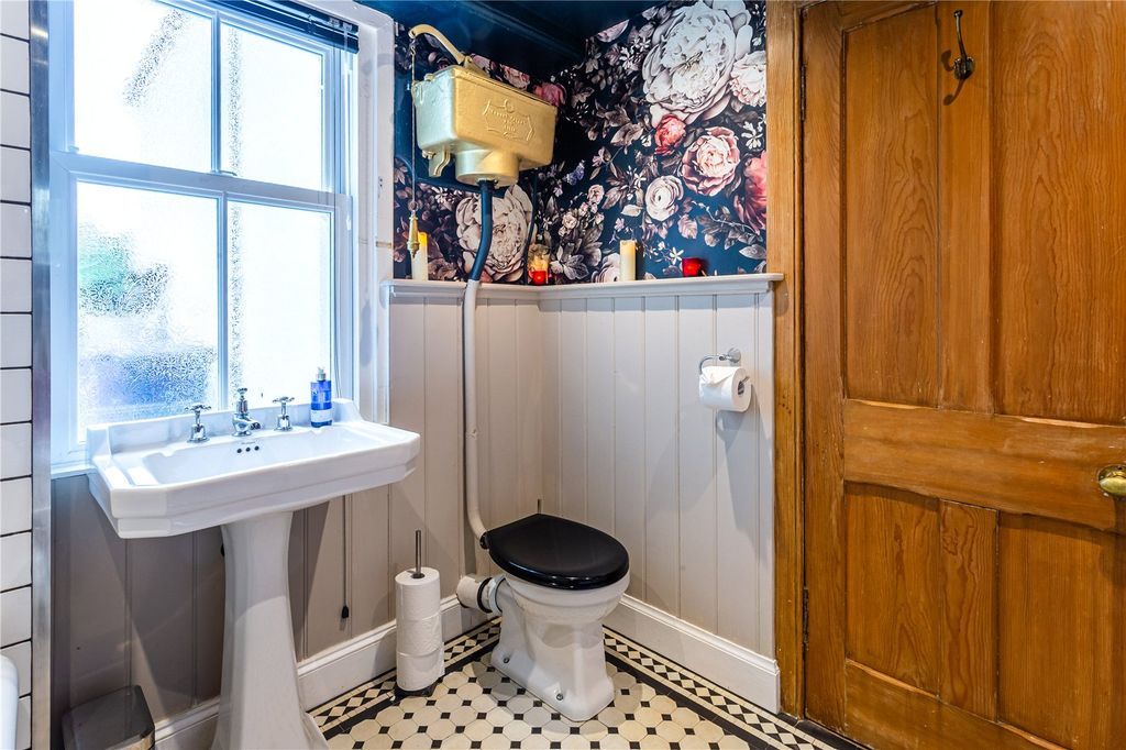 Additional image 10 of 6 bed detached house for saleBenview, Whiting Bay, Isle Of Arran, North Ayrshire KA27