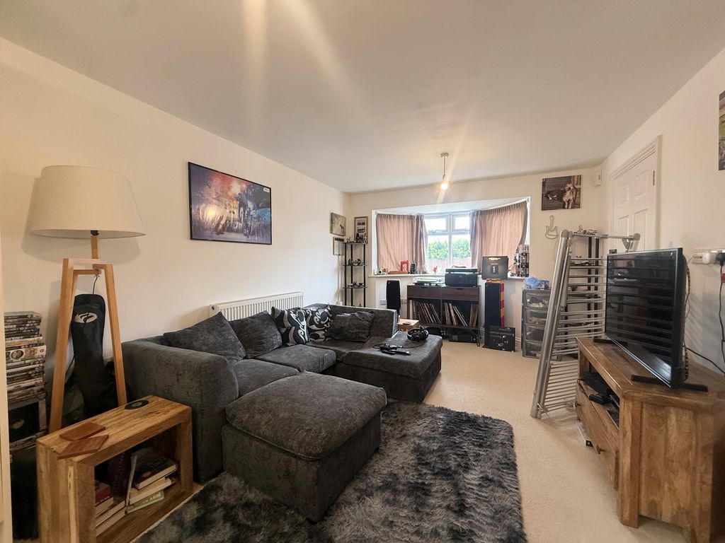 Additional image 4 of 1 bed flat to rentFlorence Road, Chichester PO19