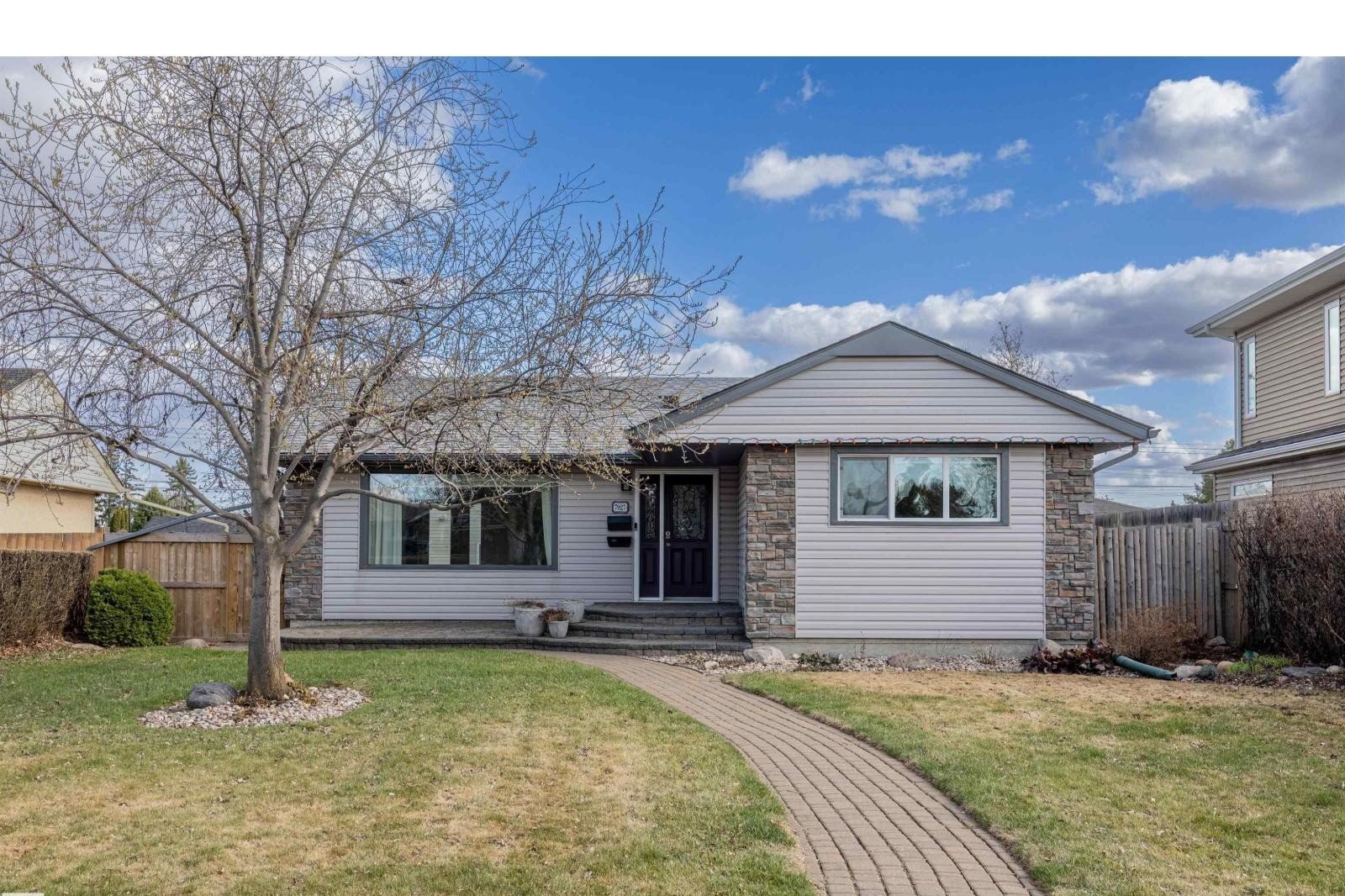 Additional image 7 of 7927 71 Avenue NW, Edmonton, AB, T6C0B1