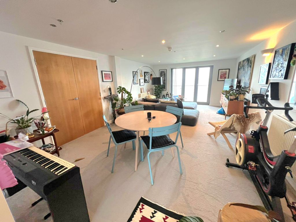 Additional image 4 of 3 bed flat to rentThe Strand, Falmouth TR11