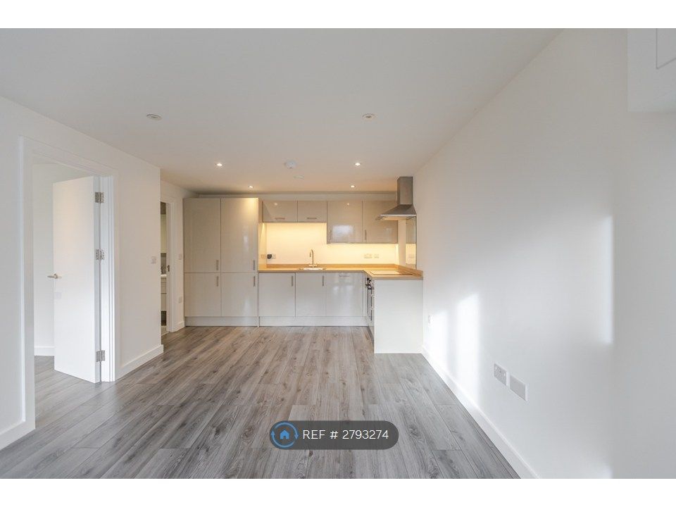 1 bed flat to rentTruro Hill, Penryn TR10