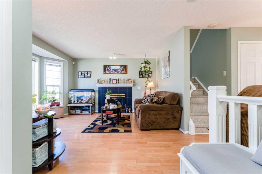 Additional image 2 of 198 Somerside Park SW, Calgary, AB, T2Y 3G3