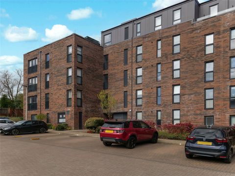 Mansionhouse Court, Langside, Glasgow G41