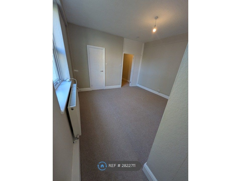 Additional image 3 of 2 bed flat to rentHawarden Road, Colwyn Bay LL29