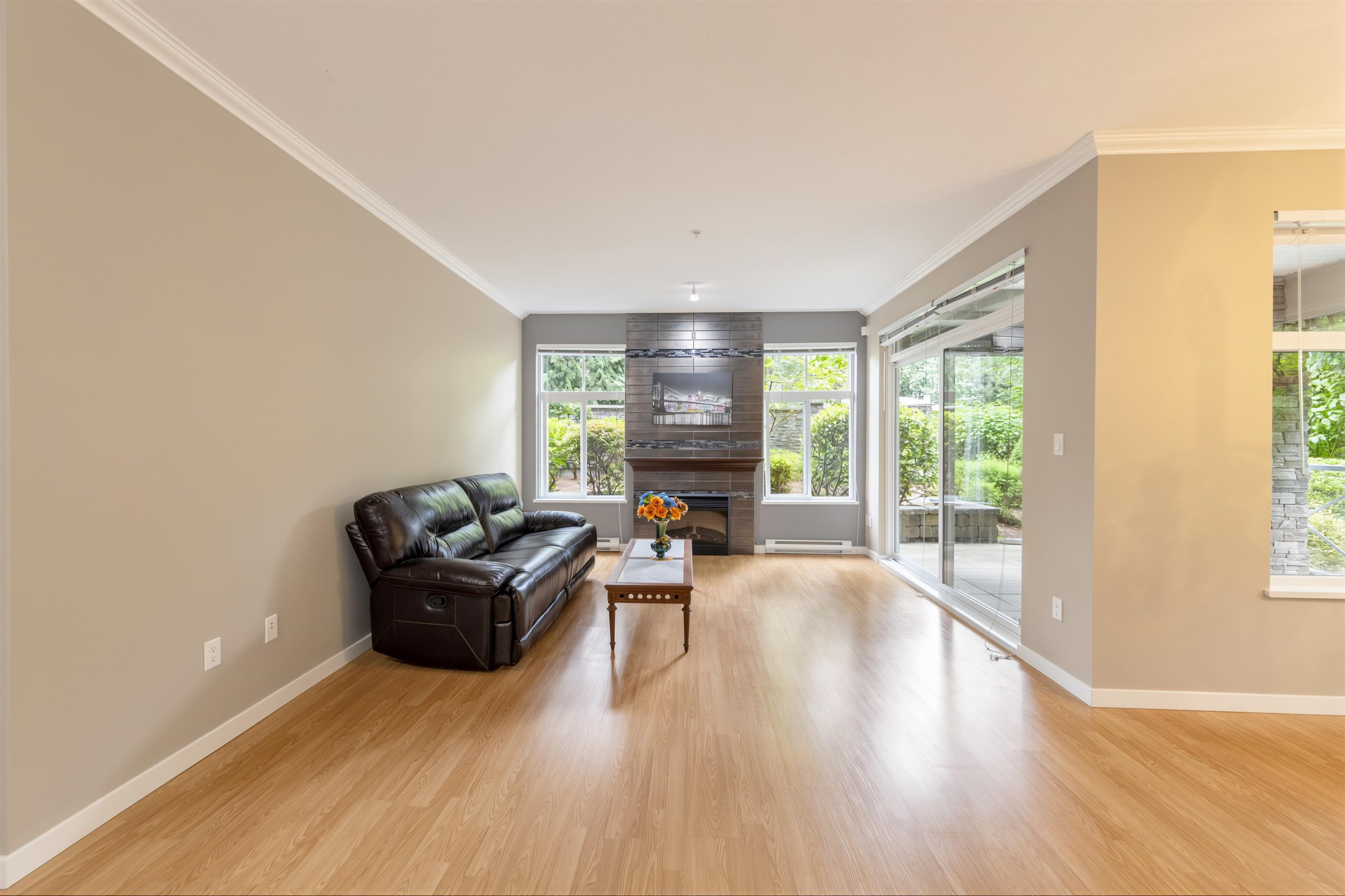 Additional image 6 of 107-33338 Bourquin Crescent E, Abbotsford, BC, V2S 1Y1