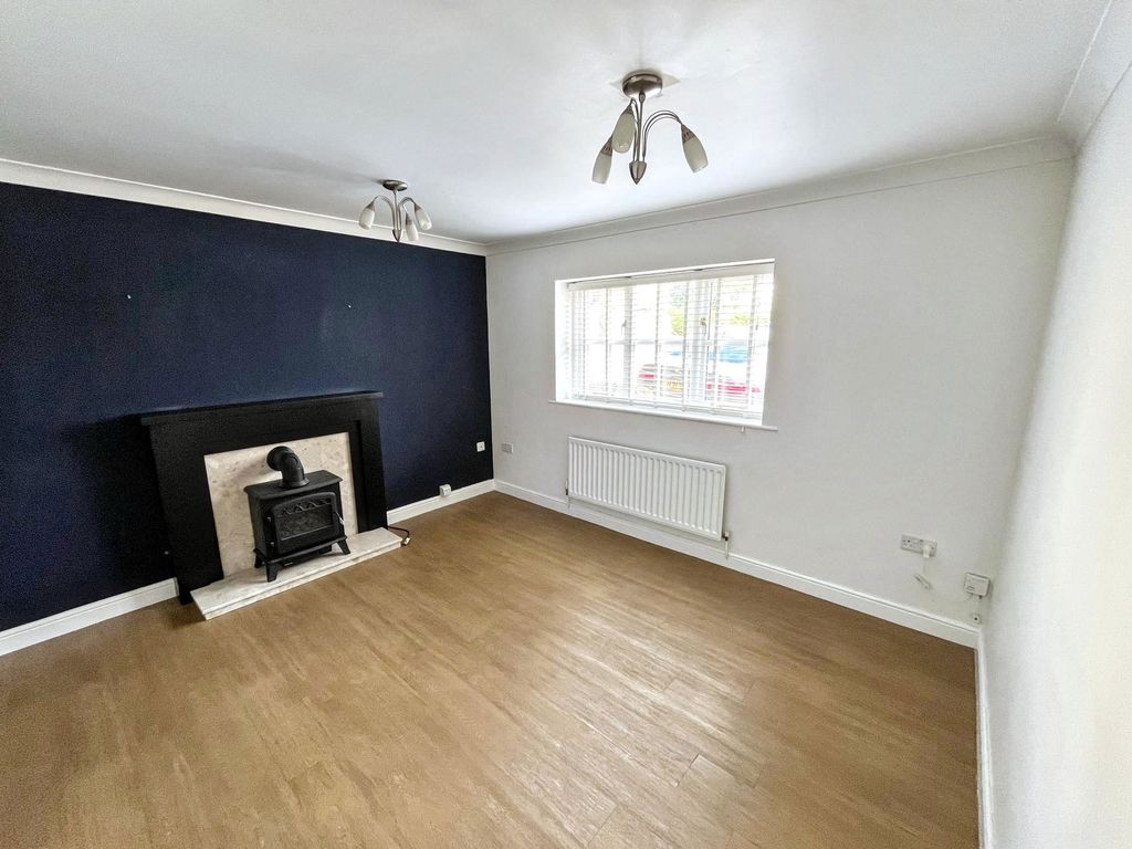 Additional image 5 of 2 bed flat to rentCastle View, Horsley, Newcastle Upon Tyne NE15