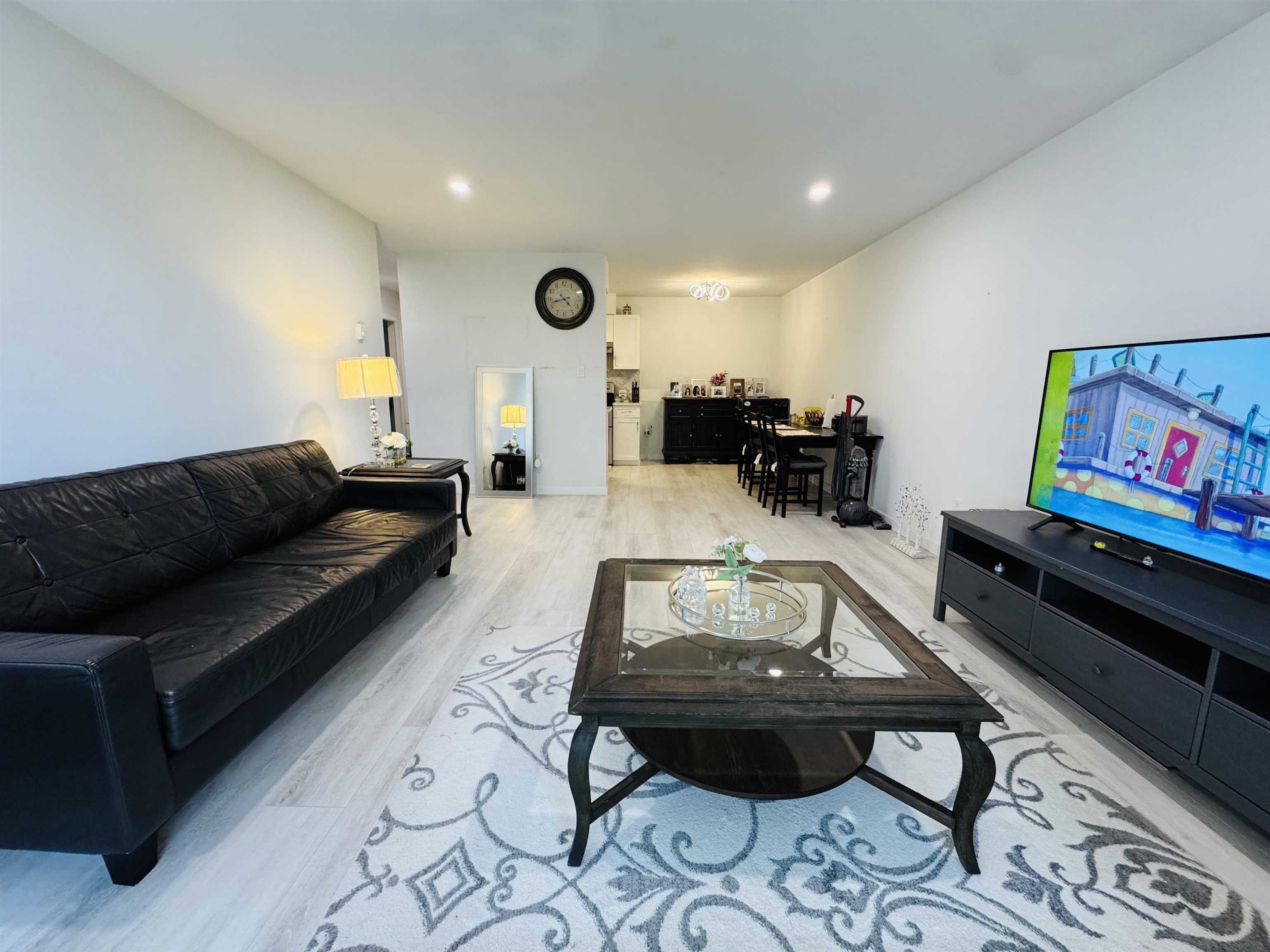 Additional image 3 of 307-15268 100 Avenue, Surrey, BC, V3R 7V1