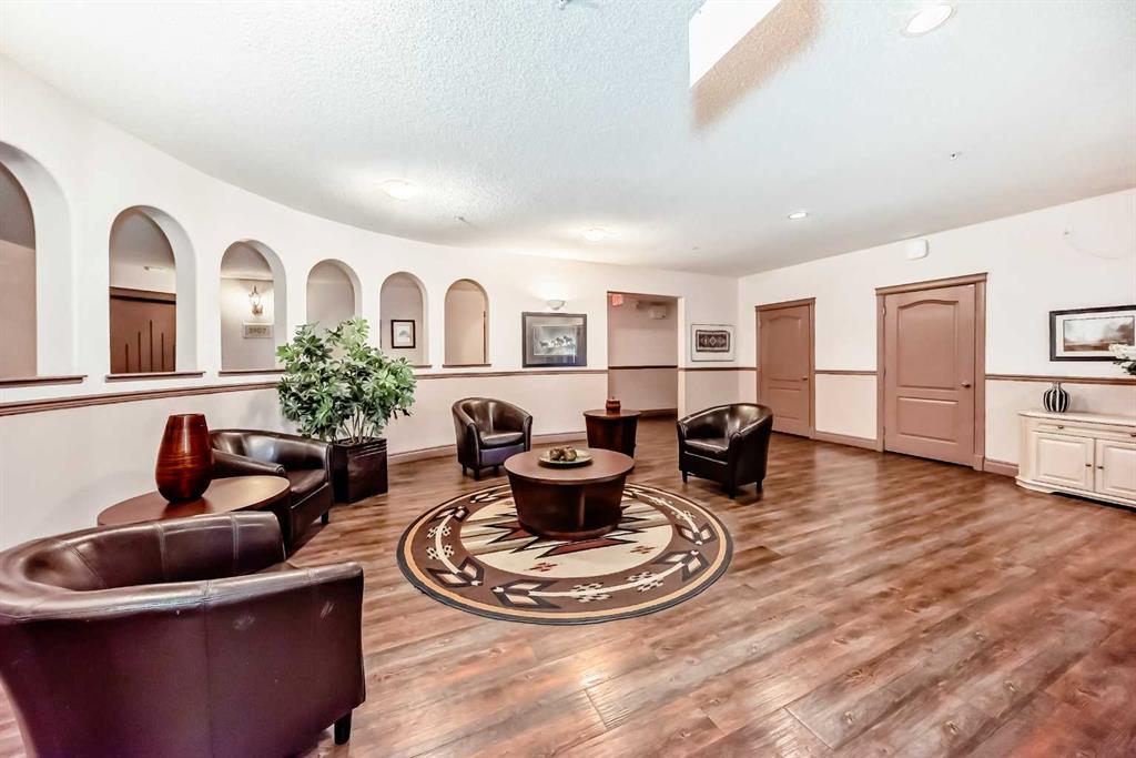Additional image 4 of 2122-2122 Patterson View SW, Calgary, AB, T3H3J9