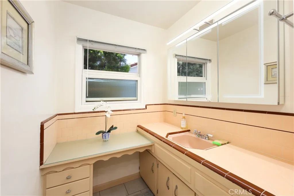 Additional image 18 of 10244 Woodruff Ave, Downey, CA 90241