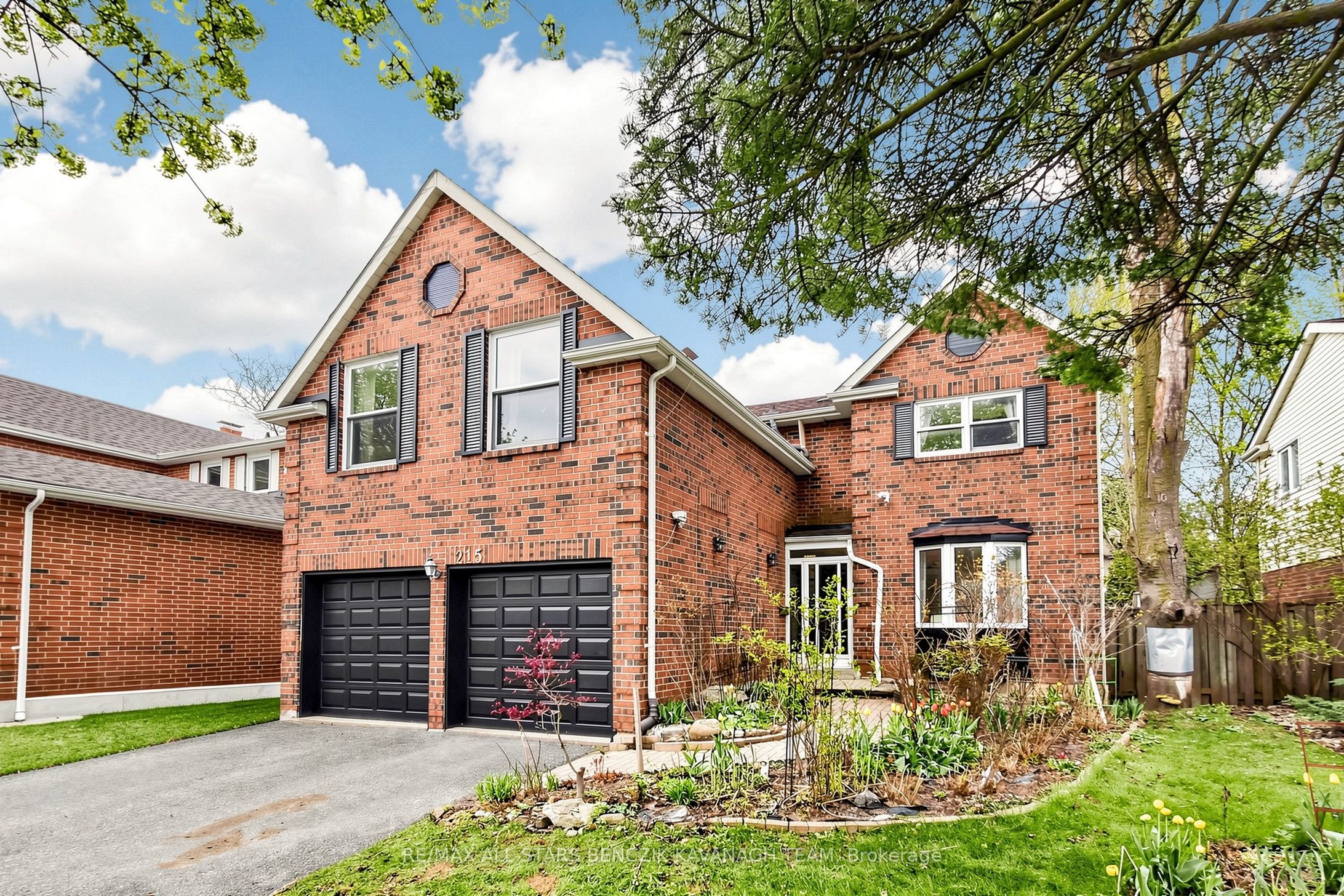 215 Fincham Avenue, Markham, ON, L3P 4B4