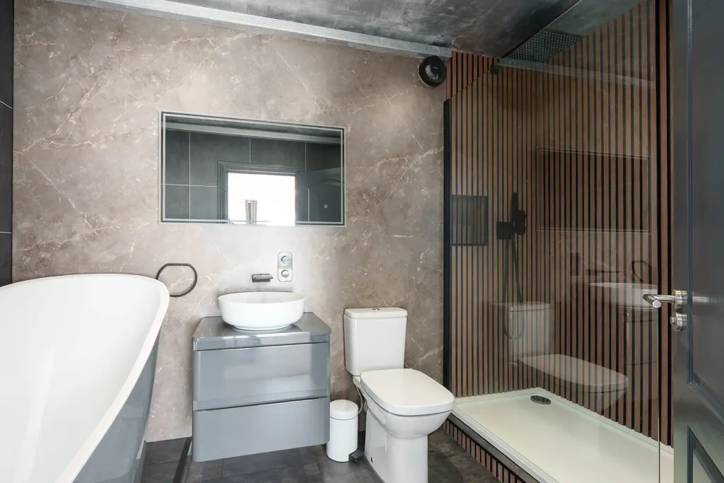 Additional image 19 of 2 bed flat for sale2, King Edward Bay Apartments, Onchan IM3
