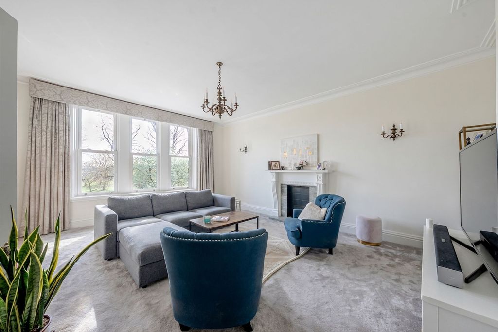 Additional image 2 of 4 bed flat to rentBeech Grove, Harrogate HG2