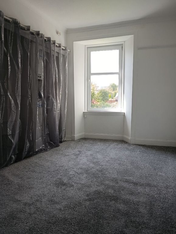 Additional image 4 of 1 bed flat to rentMarine Parade, Dunoon, Argyll And Bute PA23