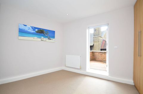 High Street, Acton, London W3